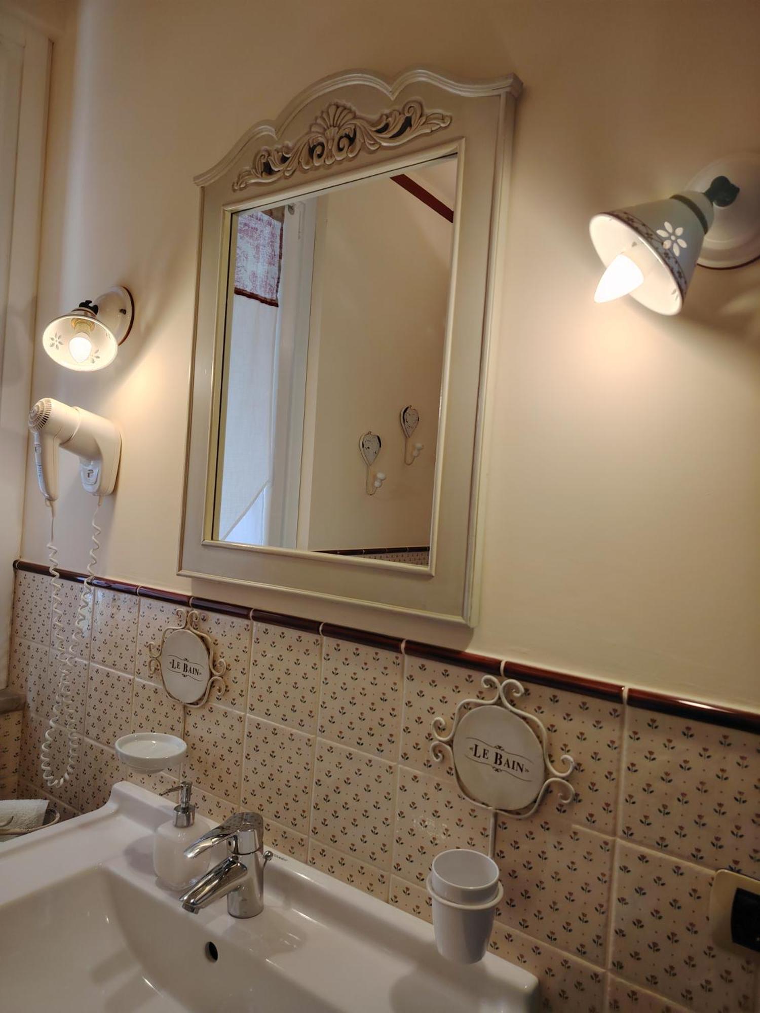 Bed and Breakfast La Cicala Stonata Дольчеаккуа Экстерьер фото